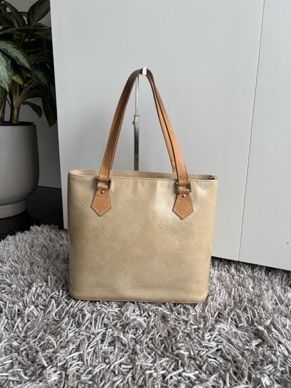 Louis Vuitton Cream Patent Leather Tote with Tan Handles